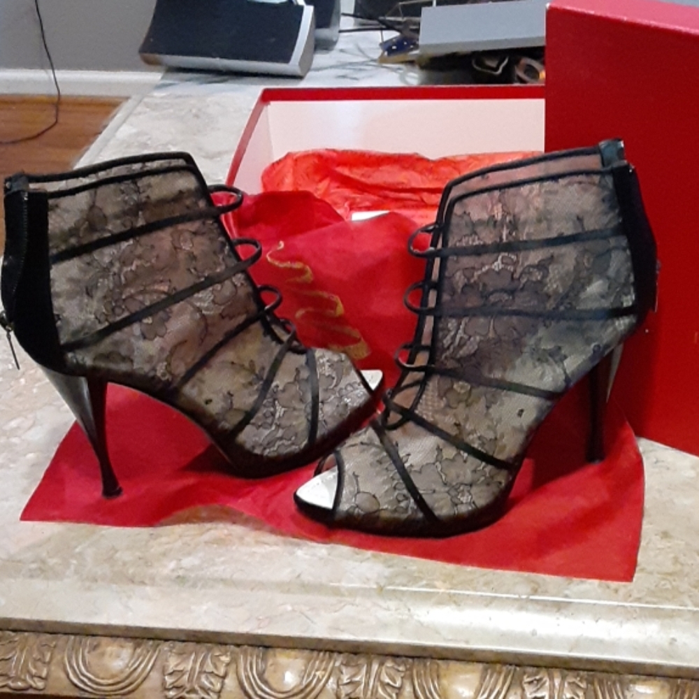 Women shoes